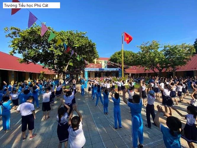 Trường Tiểu học Phú Cát